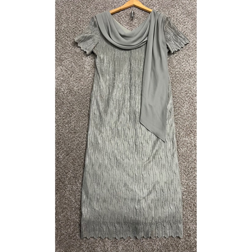 Helene Blake Petite Sage Green Textured Evening Gown Scalloped Hem 16P Formal